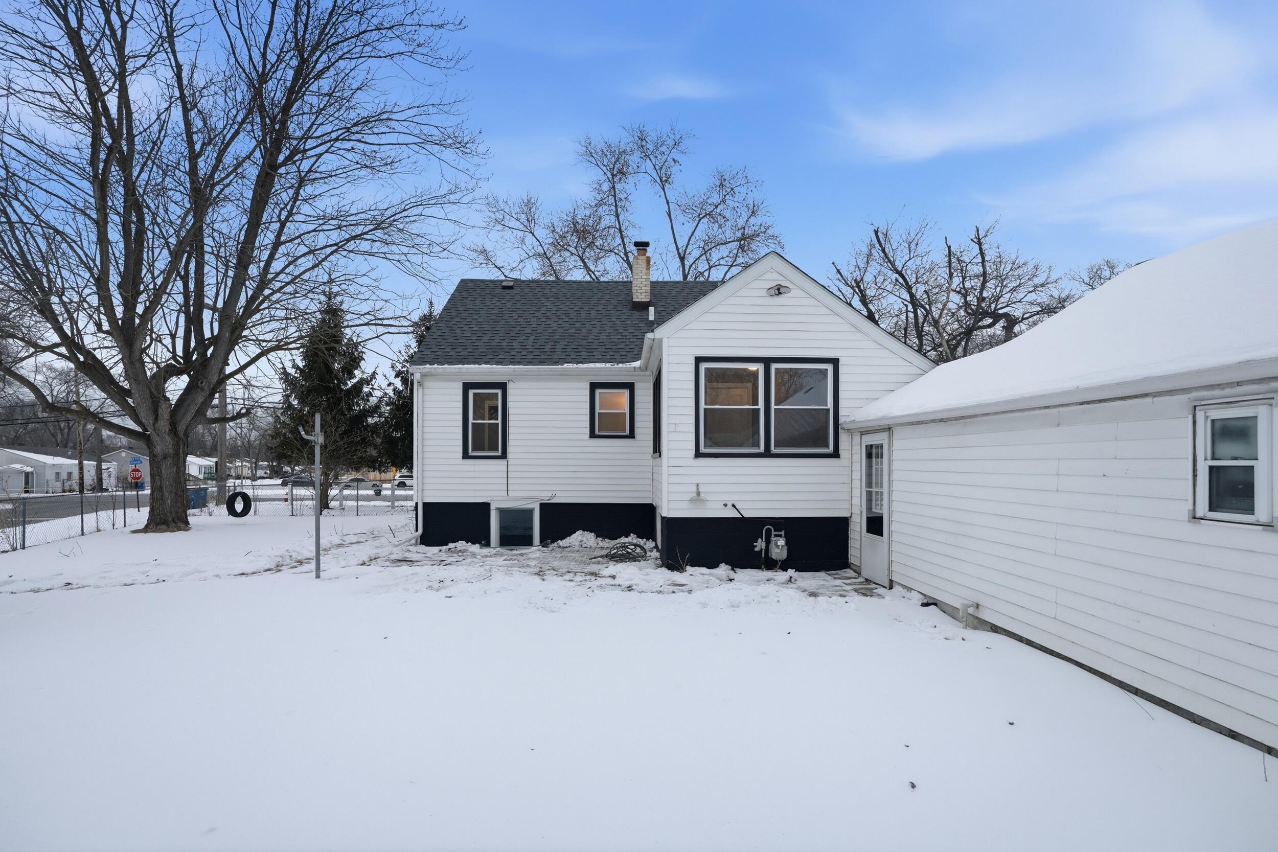 4101 Liverpool Road Lake Station, IN 46405 - Photo 30 of 31 2500x1667