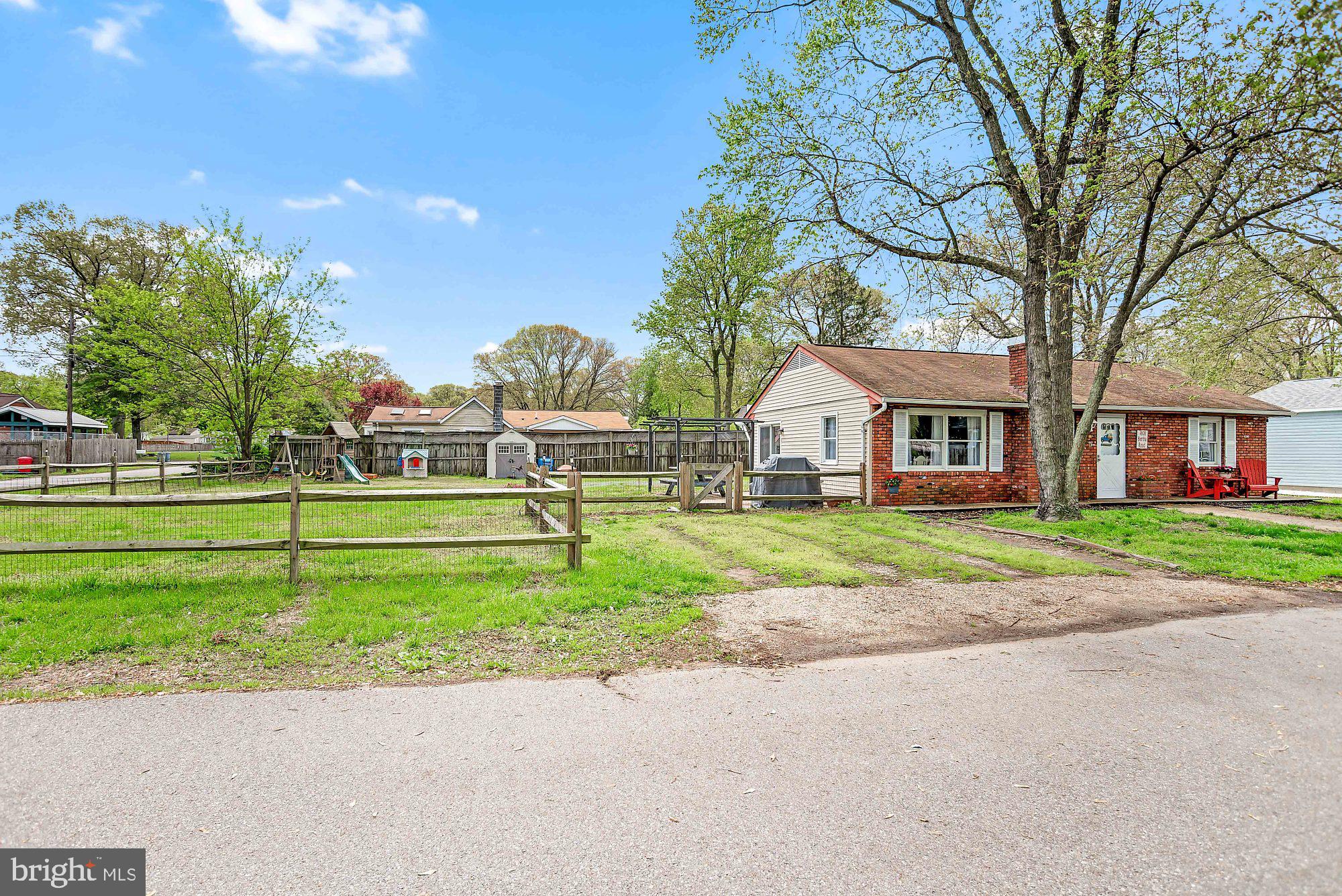 7808 Bertha Road Pasadena, MD 21122 - Photo 23 of 25 YOU WILL NOT BE DISAPPOINTED