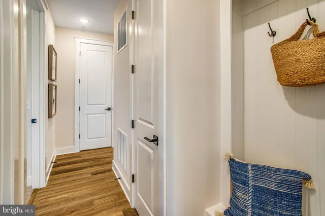 $699,990 | 4 Broad Lk Drive, Fredericksburg, VA 22406