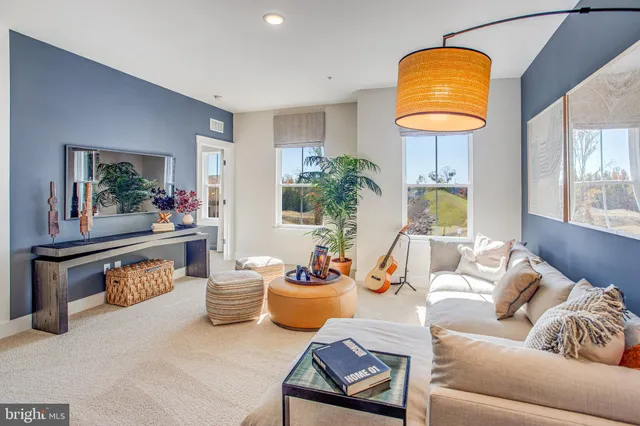 $699,990 | 4 Broad Lk Drive, Fredericksburg, VA 22406