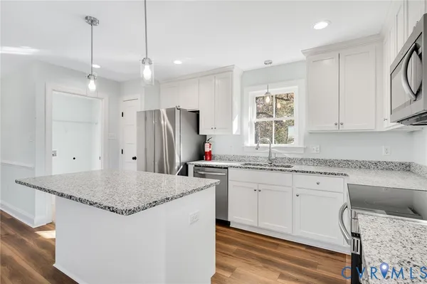 $349,950 | 2321 Rock Island Road, Scottsville, VA 24590