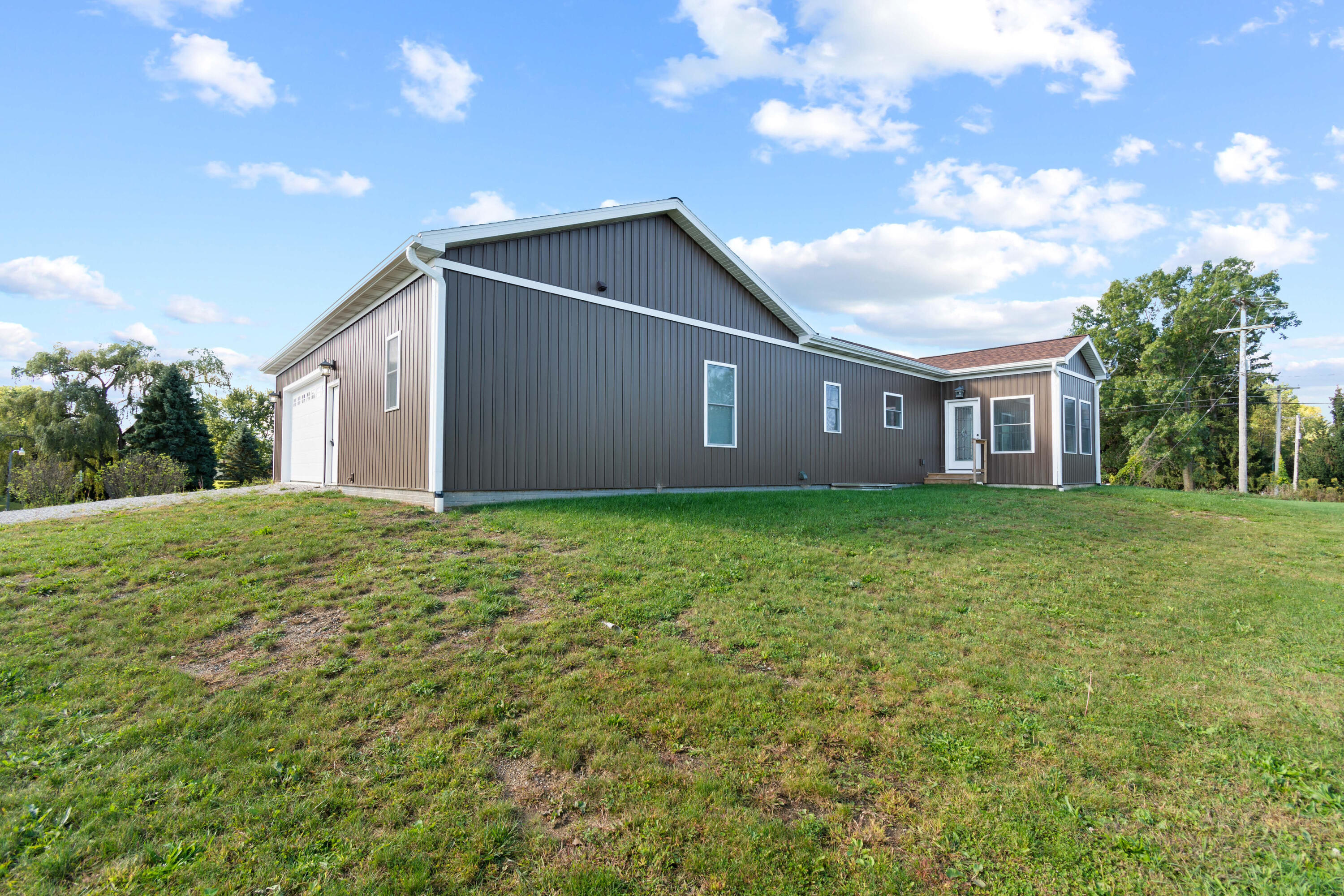 4385 Beck Road Jonesville, MI 49250 - Photo 17 of 52 20