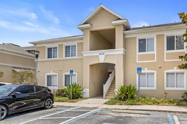 $2,200 | 9516 Newdale Way, Unit 202, Riverview, FL 33578