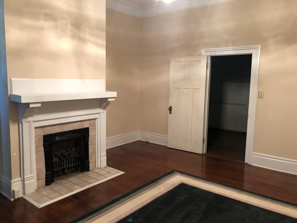 427 Addison Street Edgefield, SC 29824 - Photo 8 of 13