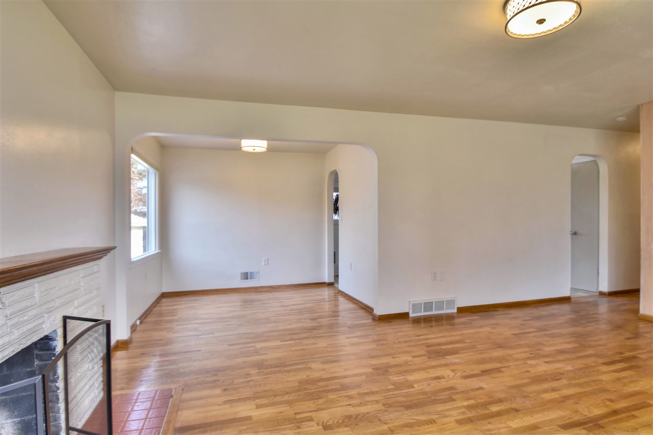 1106 North Felts Road Spokane Valley, WA 99206 - Photo 5 of 16 Gallery Image 5