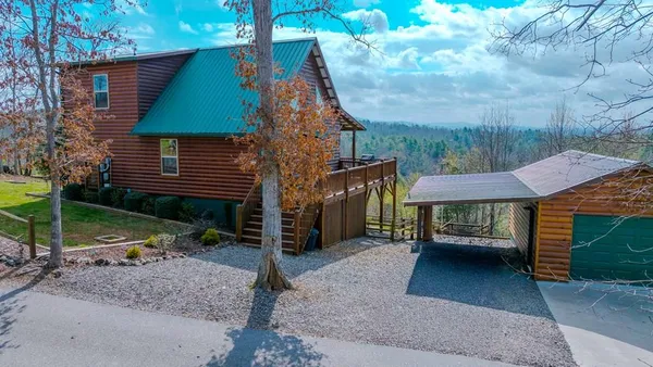 $385,000 | 335 Deerfield Drive, Murphy, NC 28906