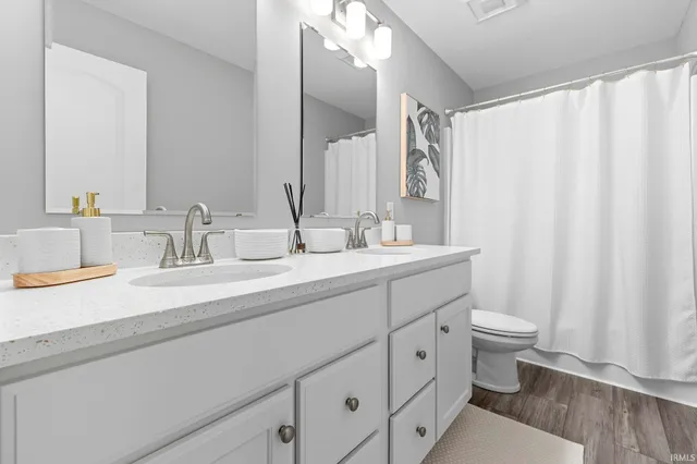 $404,900 | 12203 Speranza Drive, Fort Wayne, IN 46818