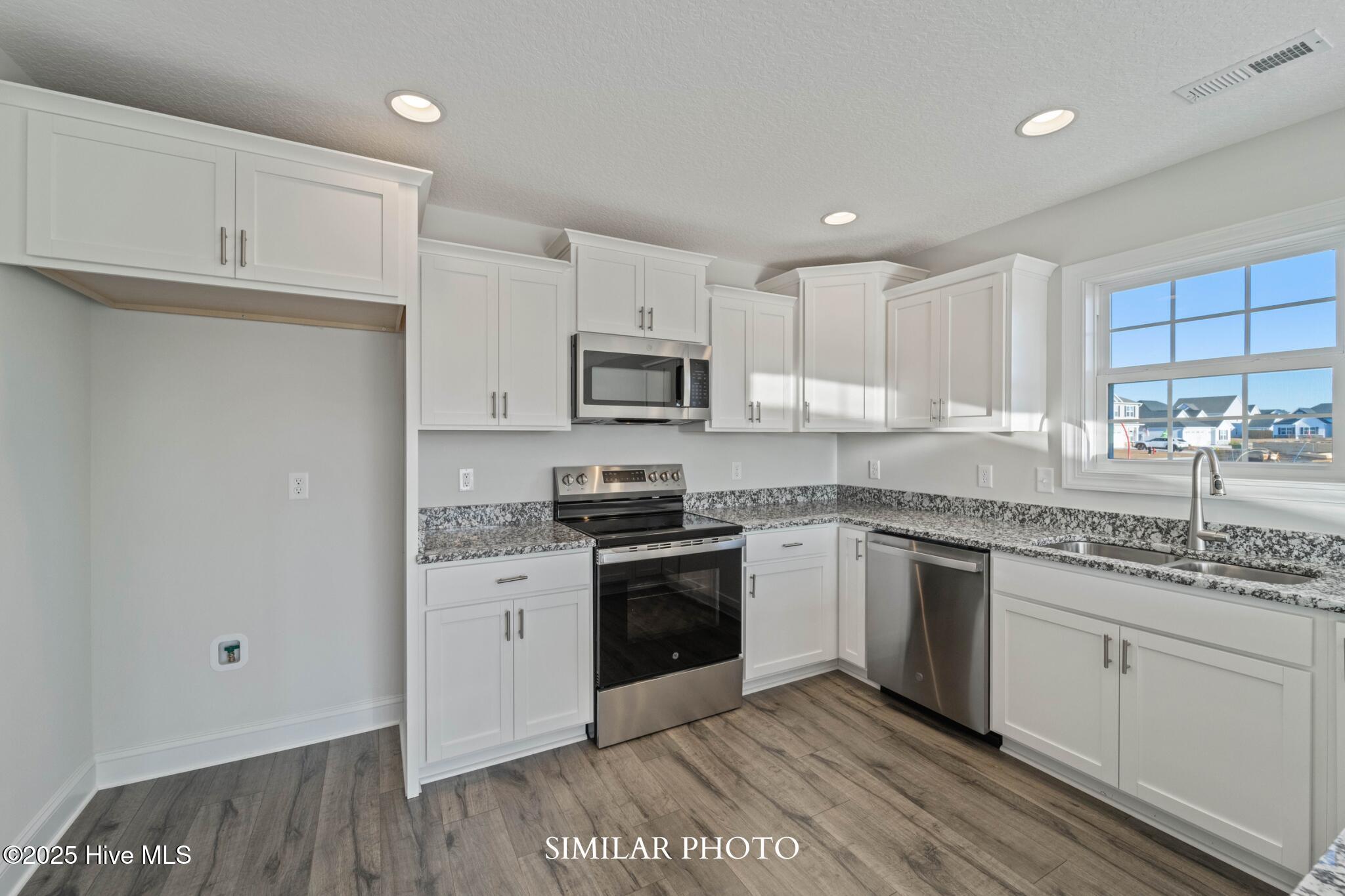 741 Regiment Road Jacksonville, NC 28546 - Photo 9 of 29 SIMILAR PHOTO 23-2