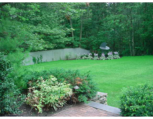 6 Sentry Hill Road Sharon, MA 02067 - Photo 11 of 15 Gallery Image 11