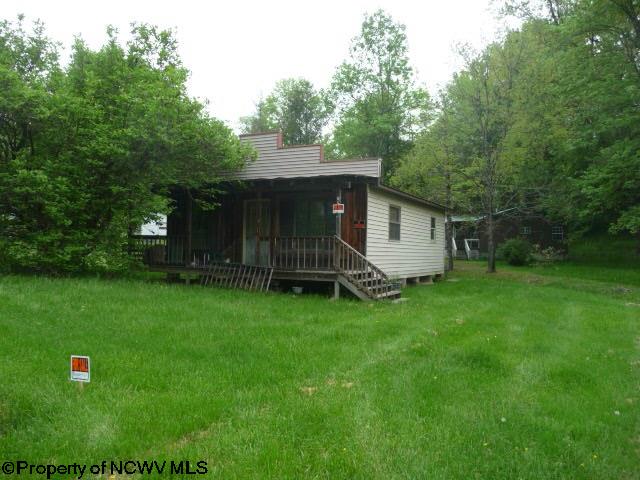 1932 Crooked Run Road Clarksburg, WV 26301 - Photo 3 of 14 Gallery Image 3