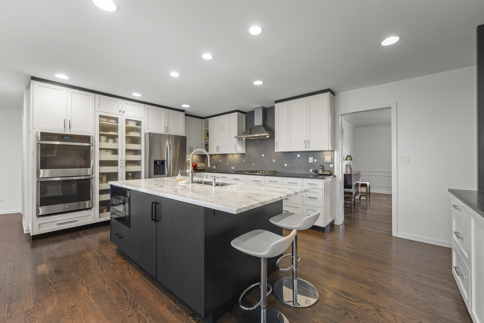 722 Forest Hill Road Lake Forest, IL 60045 - Photo 13 of 48