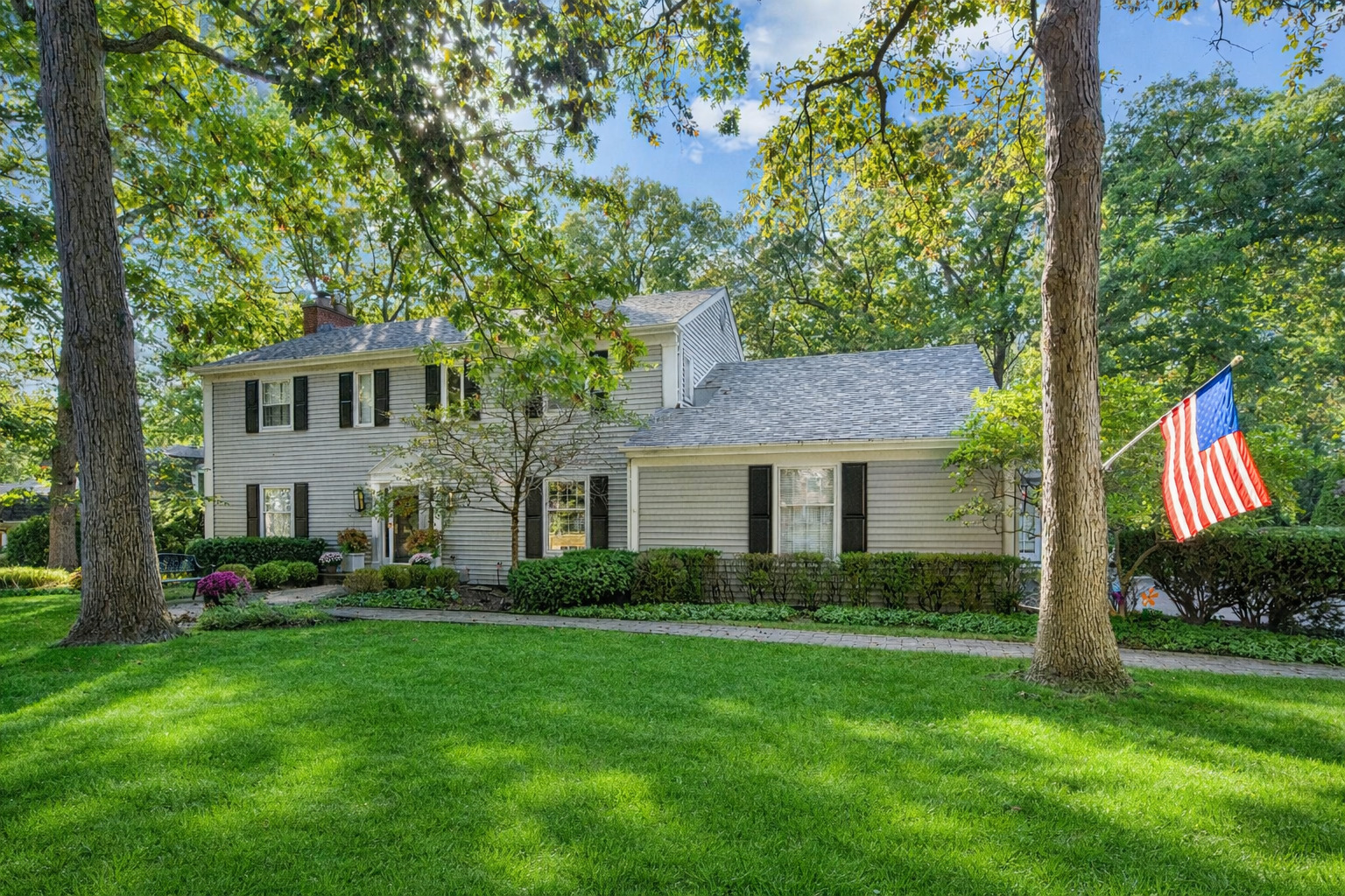 722 Forest Hill Road Lake Forest, IL 60045 - Photo 2 of 48