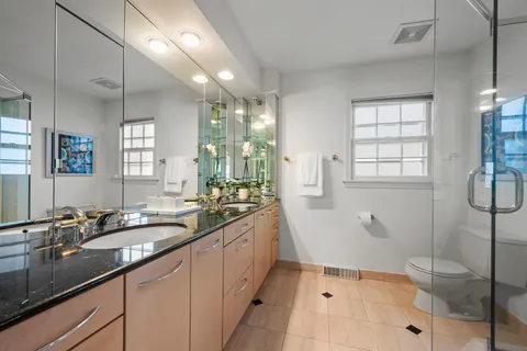 $1,299,000 | 722 Forest Hill Road, Lake Forest, IL 60045