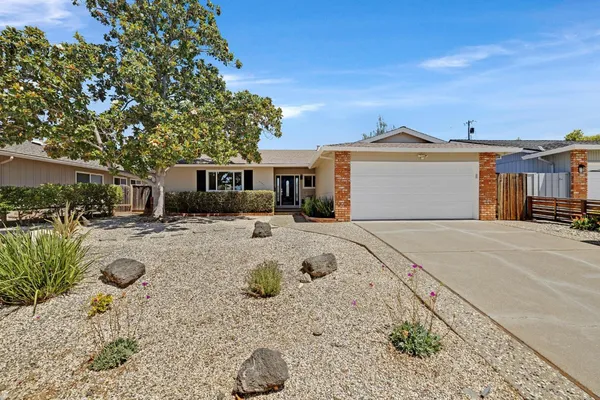 $1,925,000 | 3385 Valley Square Lane, San Jose, CA 95117