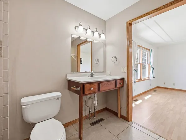 $299,000 | 1730 Pebblewood Court, Sycamore, IL 60178