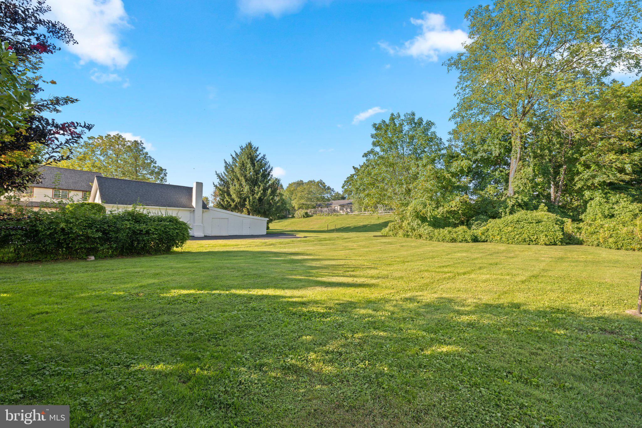 328 Morris Road Wayne, PA 19087 - Photo 30 of 37 Gallery Image 30