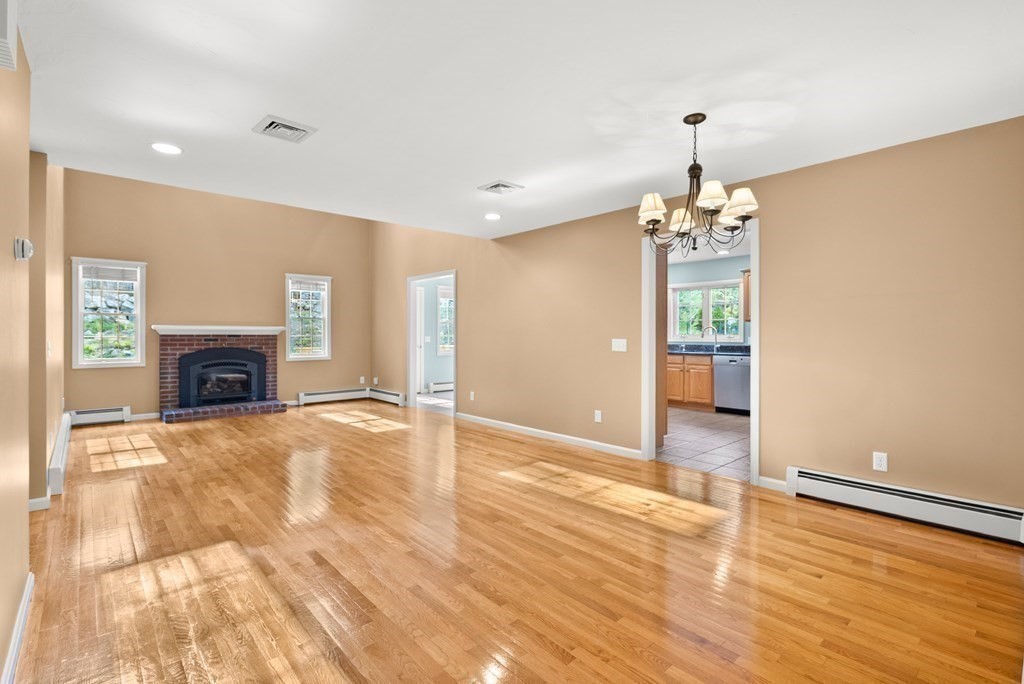174 New Boston Road Sturbridge, MA 01566 - Photo 21 of 41