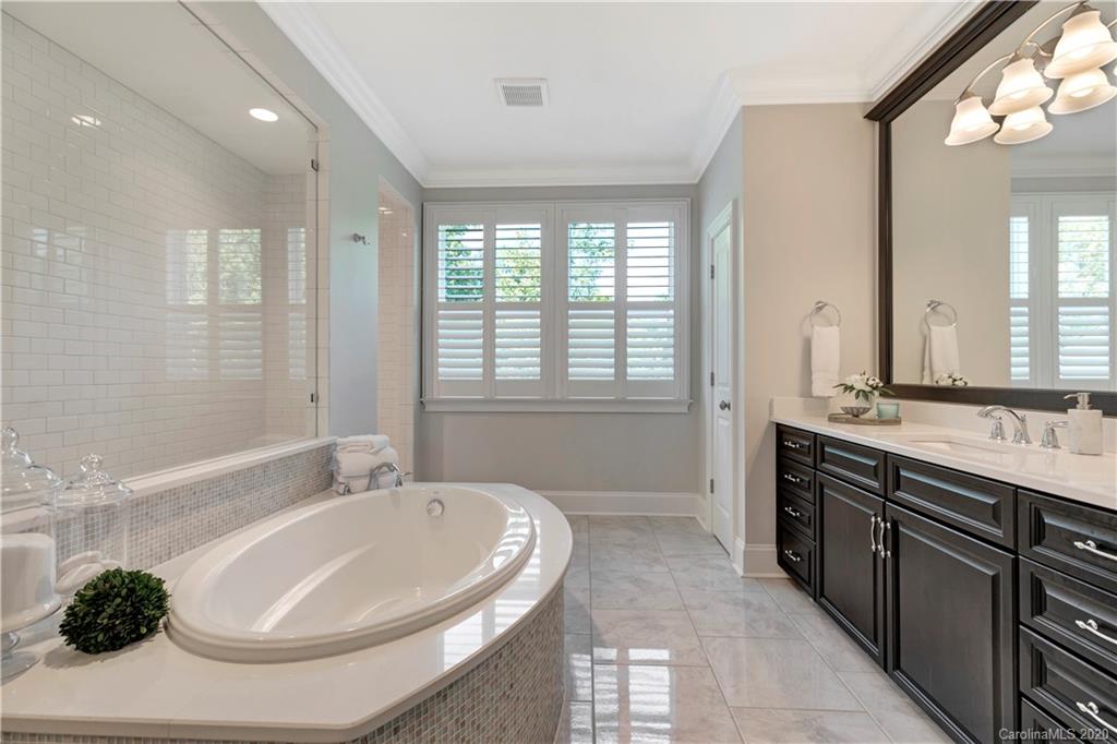 2069 Tatton Hall Road Fort Mill, SC 29715 - Photo 28 of 46 Gallery Image 28