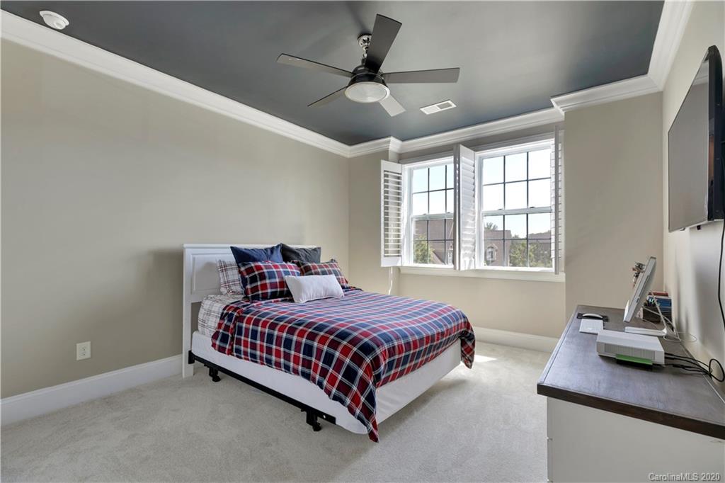 2069 Tatton Hall Road Fort Mill, SC 29715 - Photo 33 of 46 Gallery Image 33