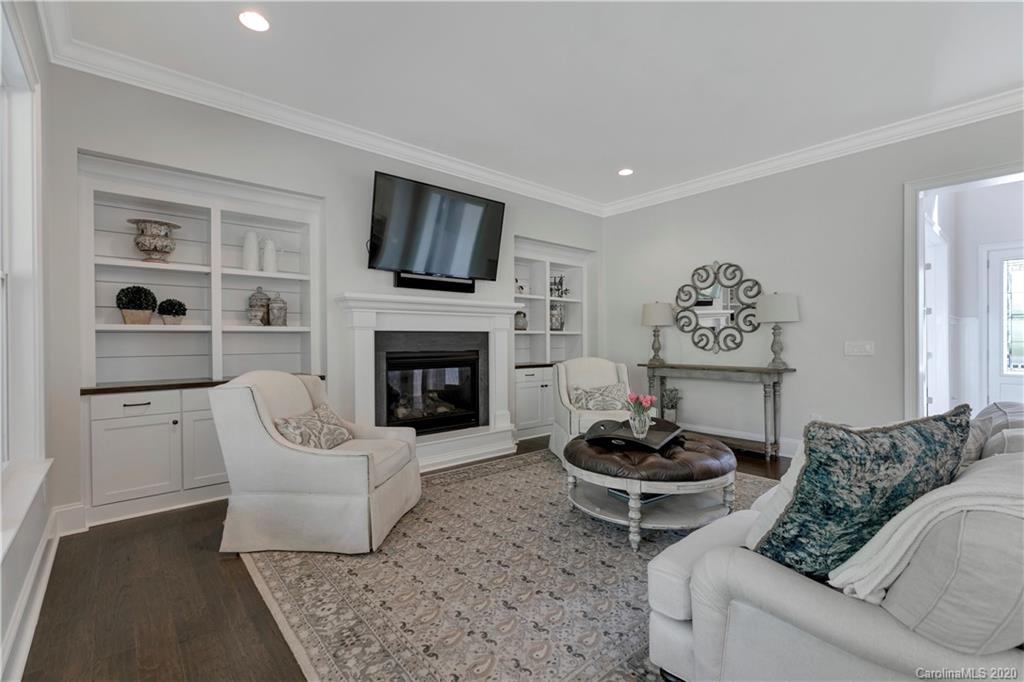 2069 Tatton Hall Road Fort Mill, SC 29715 - Photo 6 of 46 Gallery Image 6