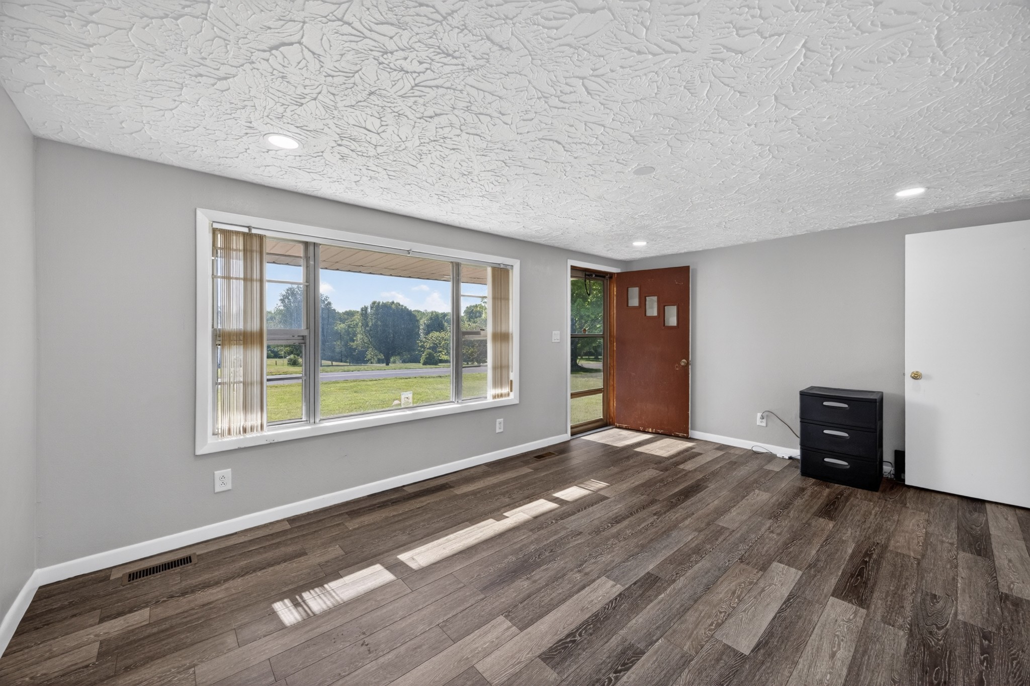1018 New Hope Road Hilham, TN 38568 - Photo 3 of 25