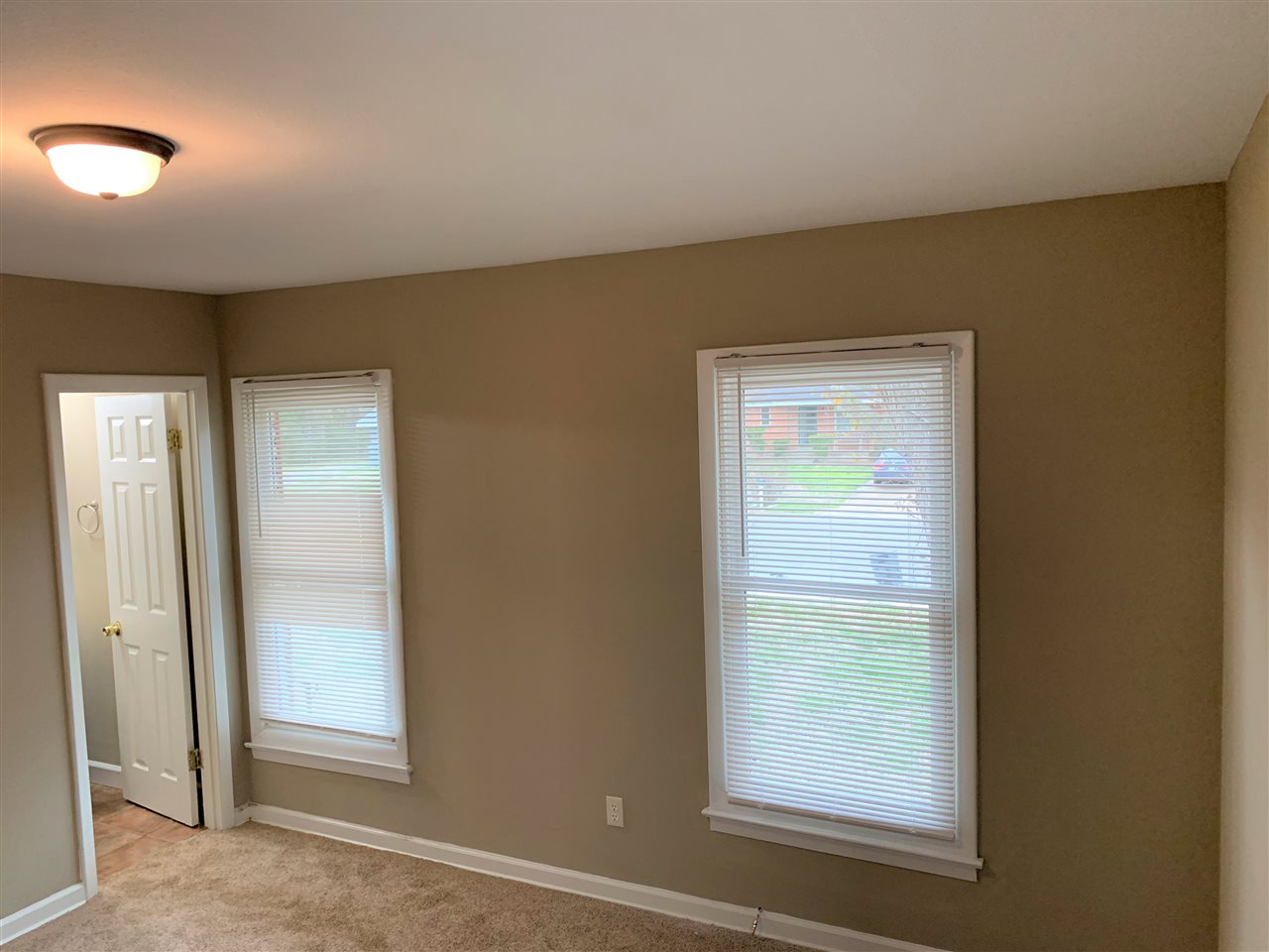 419 Stoneham Road Memphis, TN 38109 - Photo 15 of 18