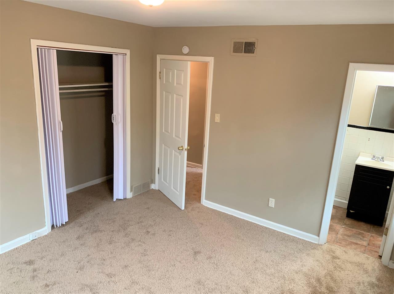 419 Stoneham Road Memphis, TN 38109 - Photo 16 of 18