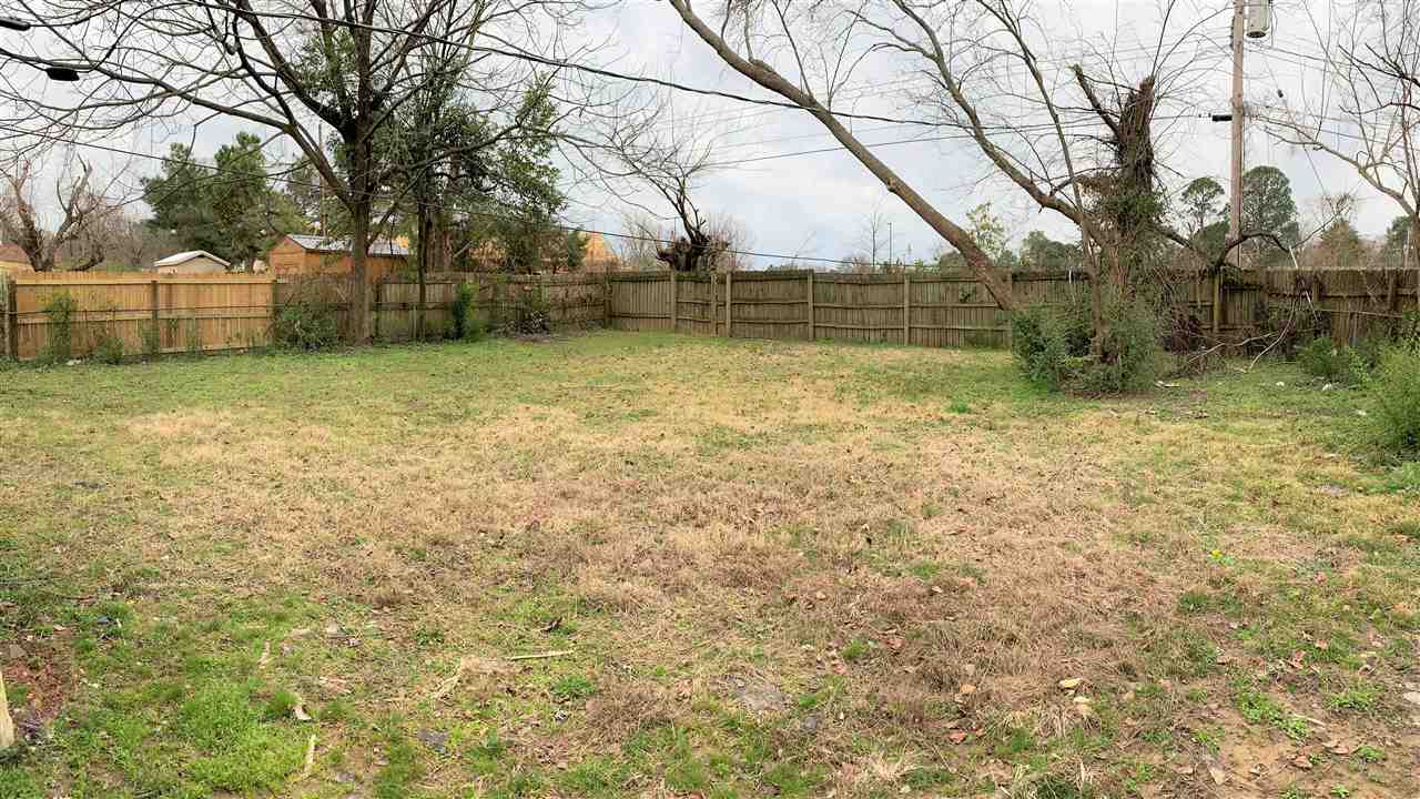 419 Stoneham Road Memphis, TN 38109 - Photo 3 of 18