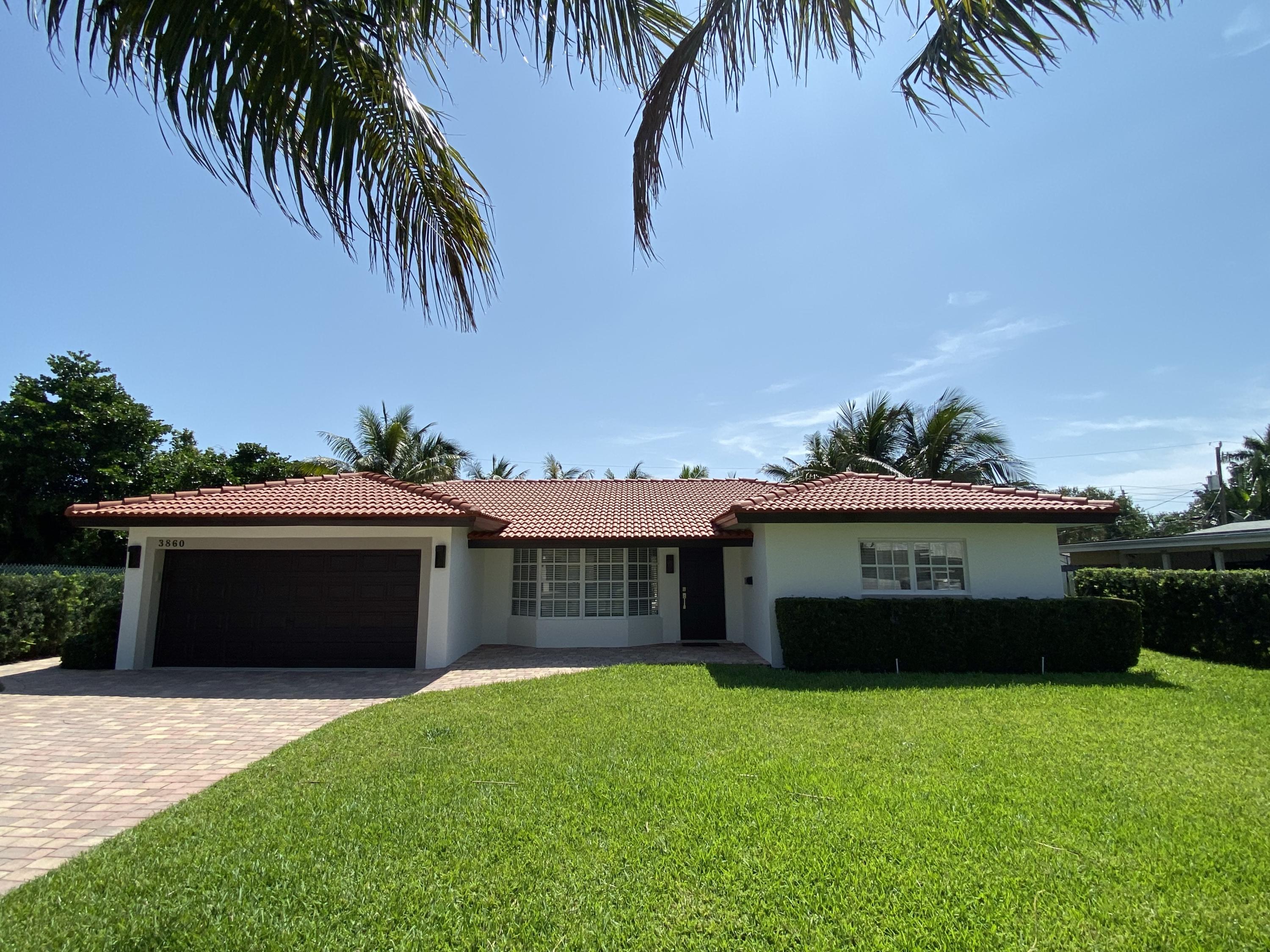3860 Northeast 22nd Way Lighthouse Point, FL 33064 - Photo 2 of 60 IMG_9926