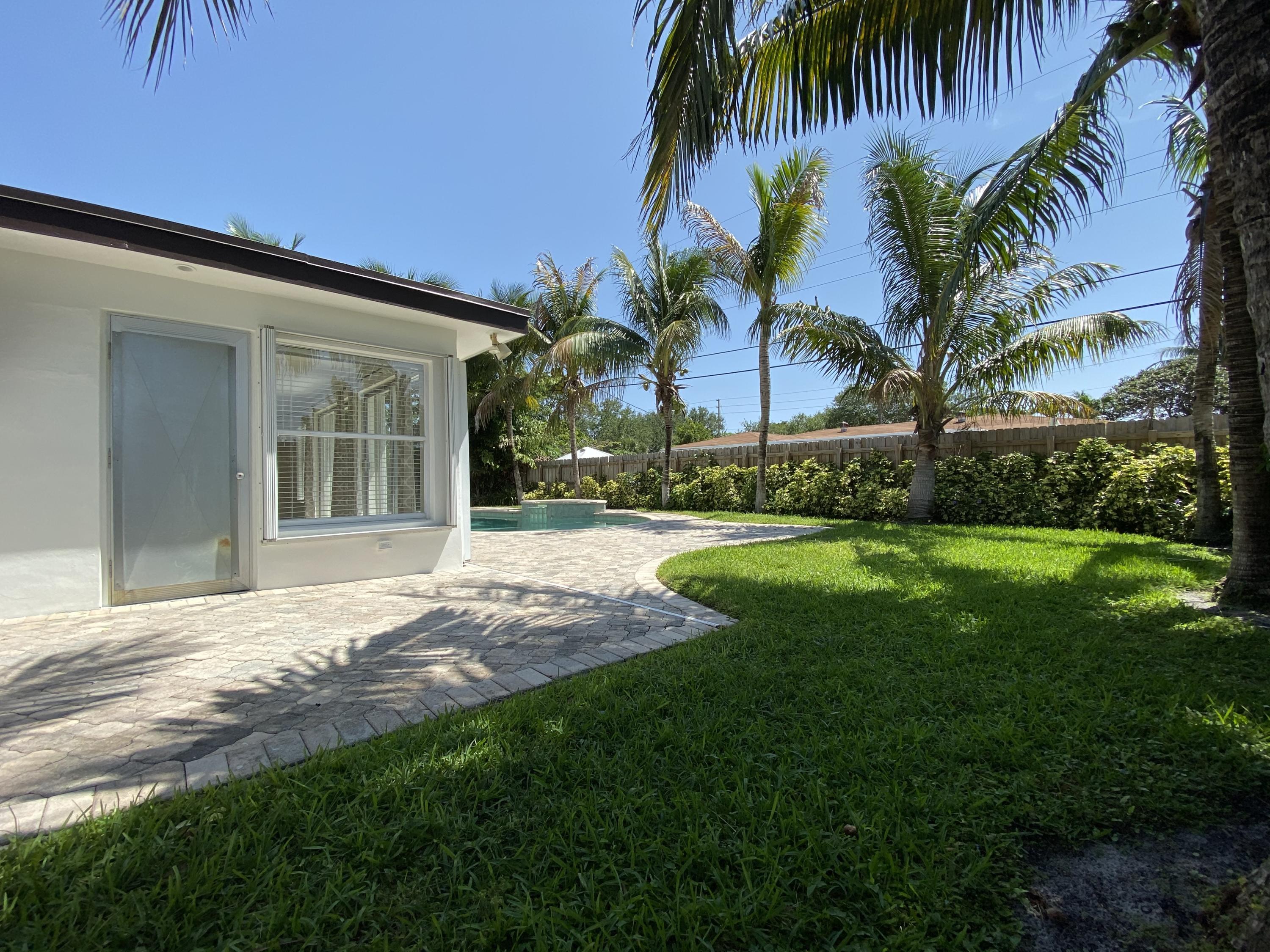 3860 Northeast 22nd Way Lighthouse Point, FL 33064 - Photo 55 of 60 IMG_2771