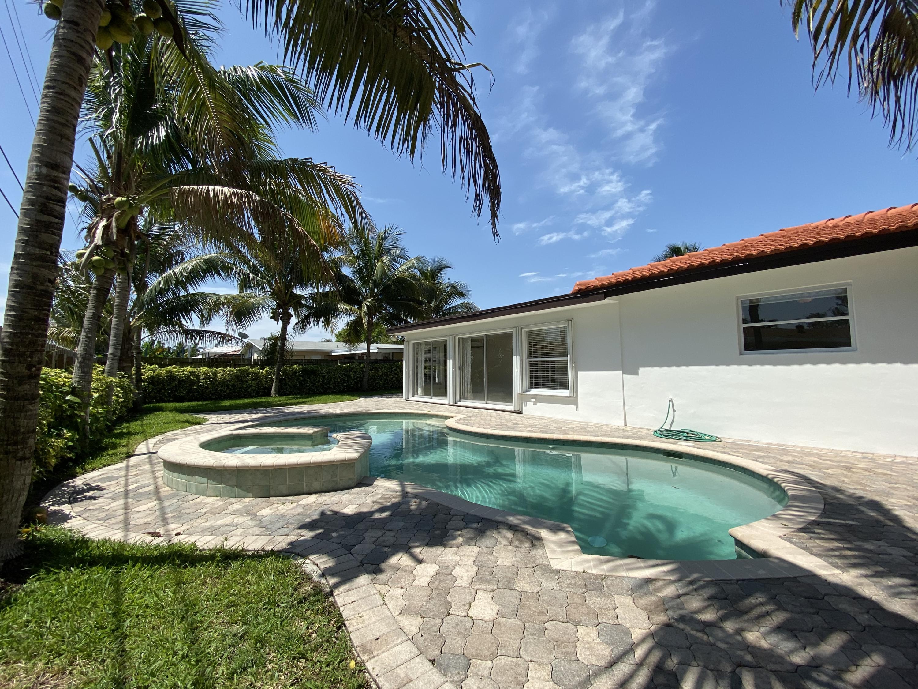 3860 Northeast 22nd Way Lighthouse Point, FL 33064 - Photo 57 of 60 IMG_6787