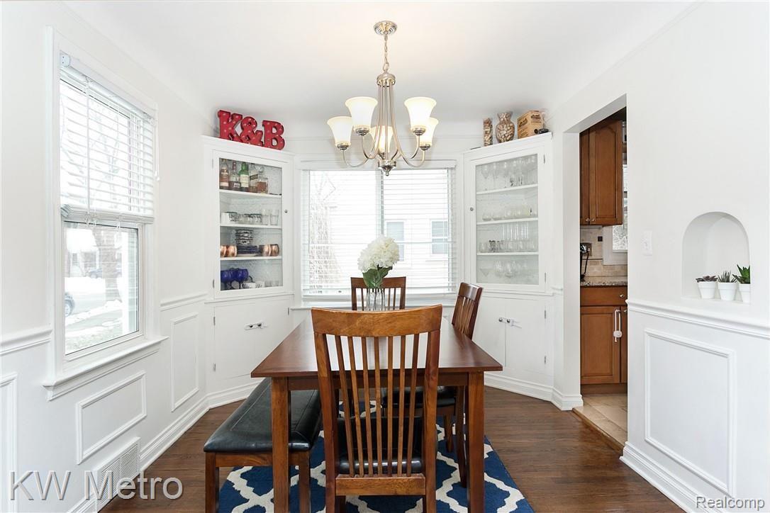 866 Columbia Road Berkley, MI 48072 - Photo 7 of 33 Columbia-7.jpg
