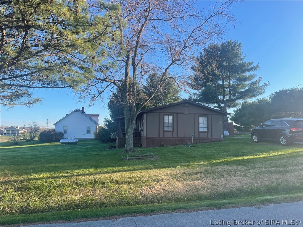 5483 East Elmer Martin Road Pekin, IN 47165 - Photo 3 of 20 Gallery Image 3