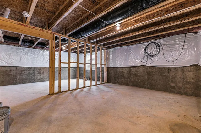 $359,900 | 1173 Anna Lane, St. Joseph, MI 49085