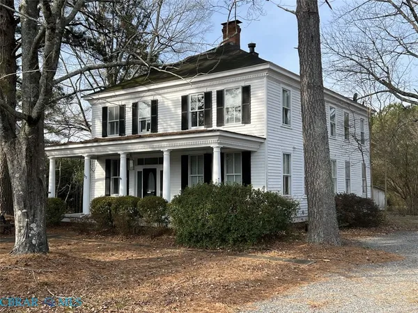$338,000 | 857 Gloucester Road, Saluda, VA 23149