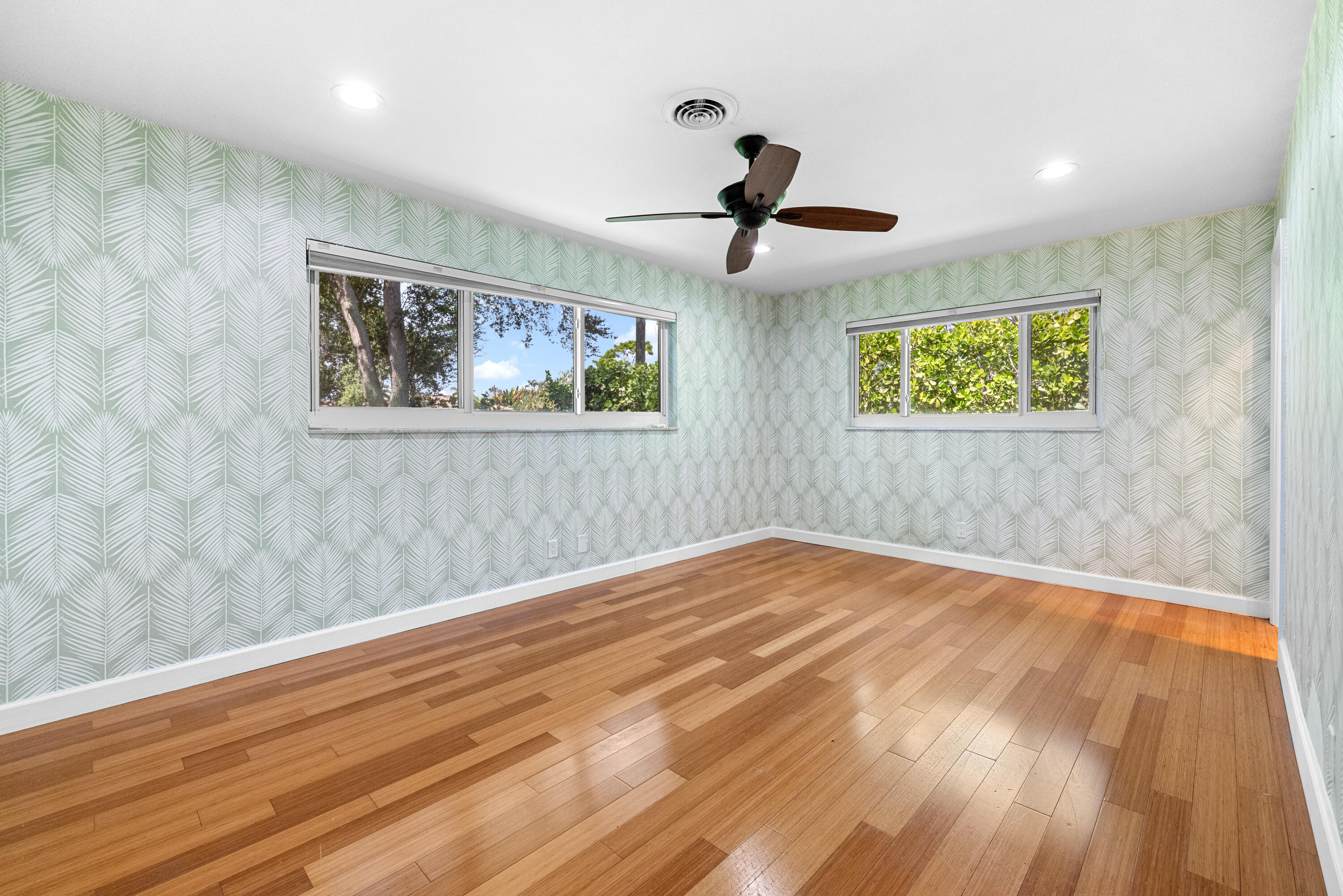 1002 Southwest 1st Street Boca Raton, FL 33486 - Photo 16 of 42 1002 Rd MB-6622