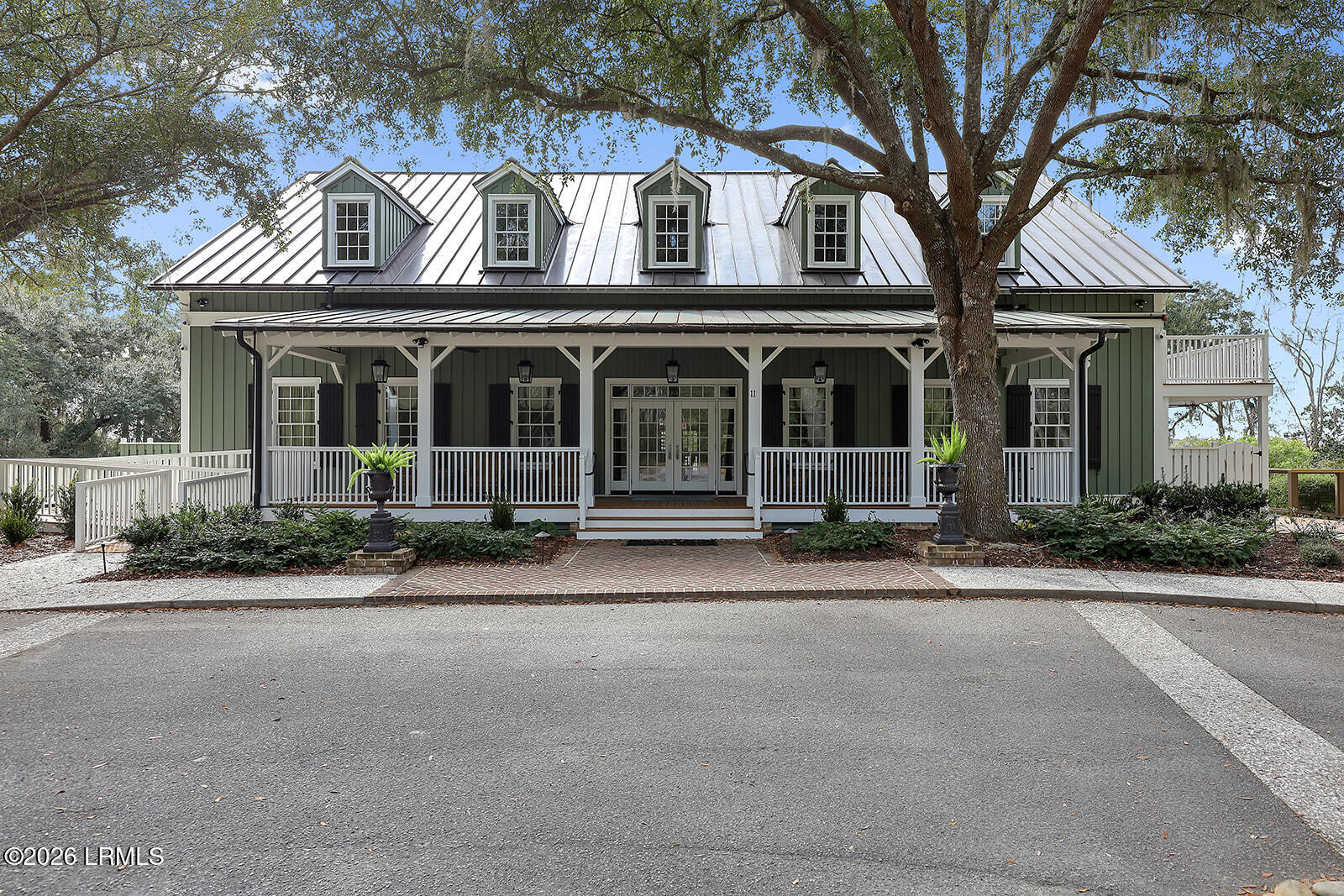 120 Bull Point Drive Seabrook, SC 29940 - Photo 8 of 88 4 Clubhouse Front