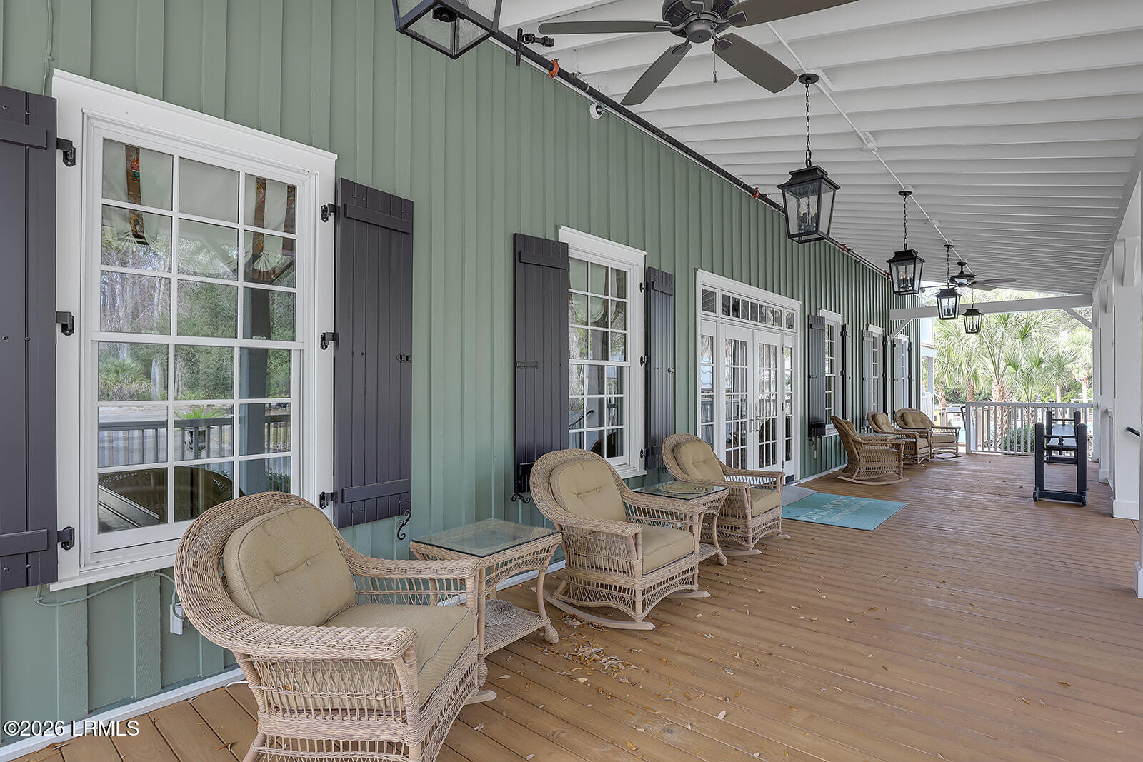 120 Bull Point Drive Seabrook, SC 29940 - Photo 9 of 88 4 Clubhouse Porch