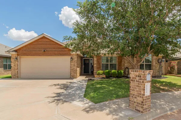 $314,900 | 303 North 4th Street, Wolfforth, TX 79382