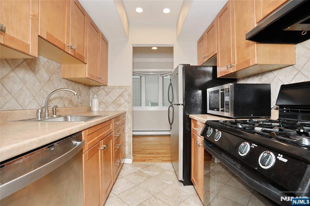 120 Hackensack Street Wood-Ridge, NJ 07075 - Photo 5 of 24
