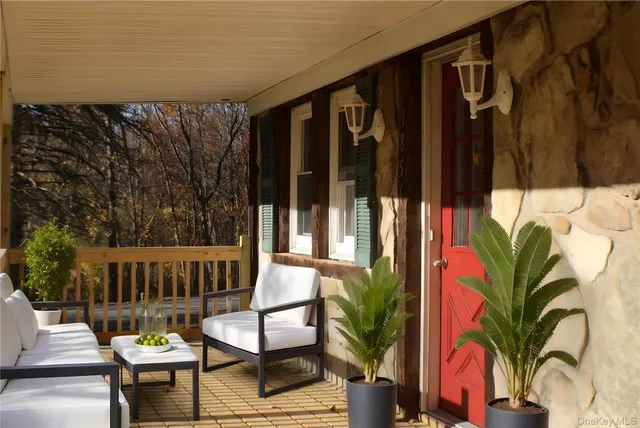 $389,000 | 1856 Highway 300, Newburgh, NY 12550