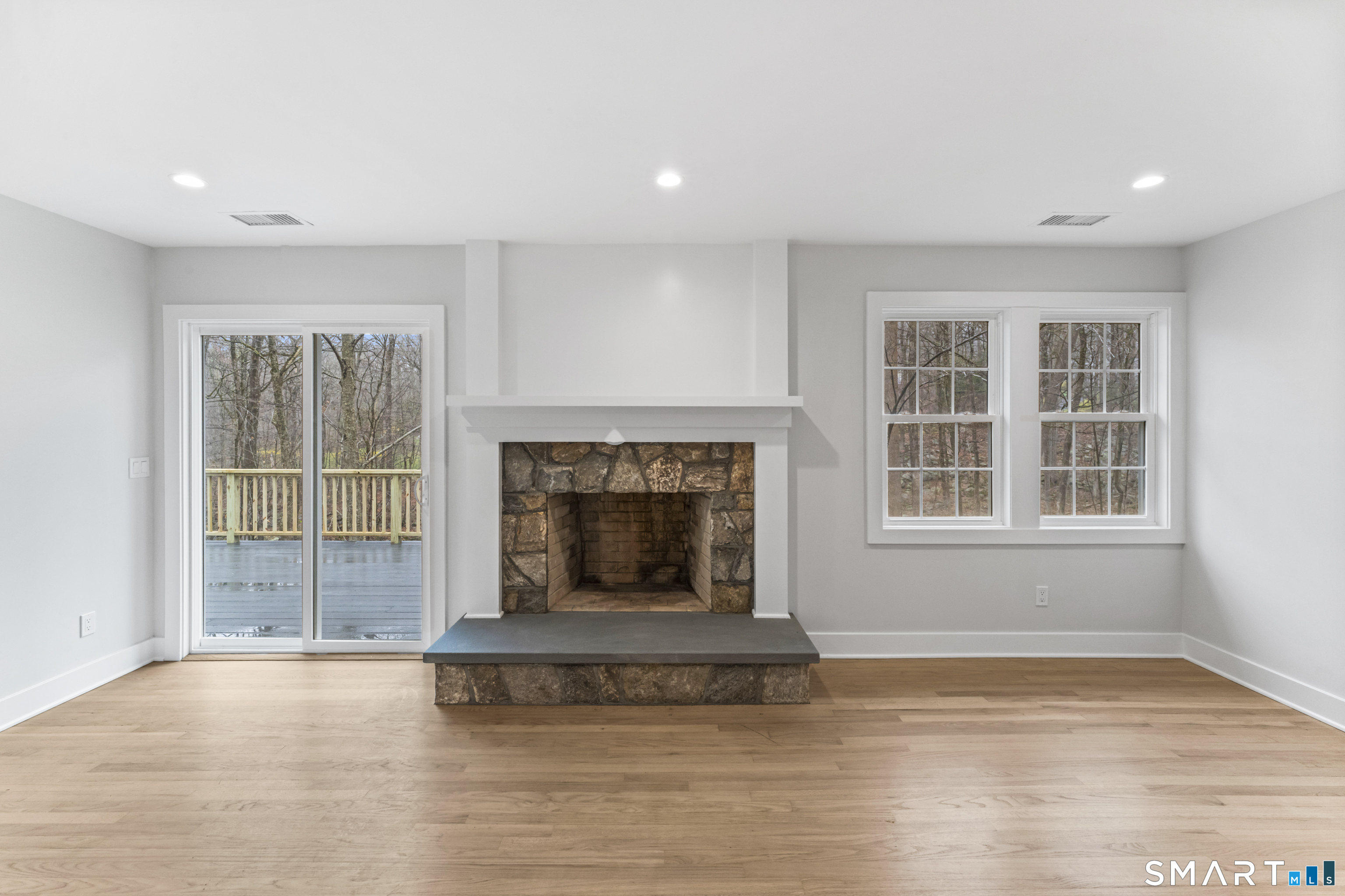 147 Thayer Pond Road Wilton, CT 06897 - Photo 24 of 39