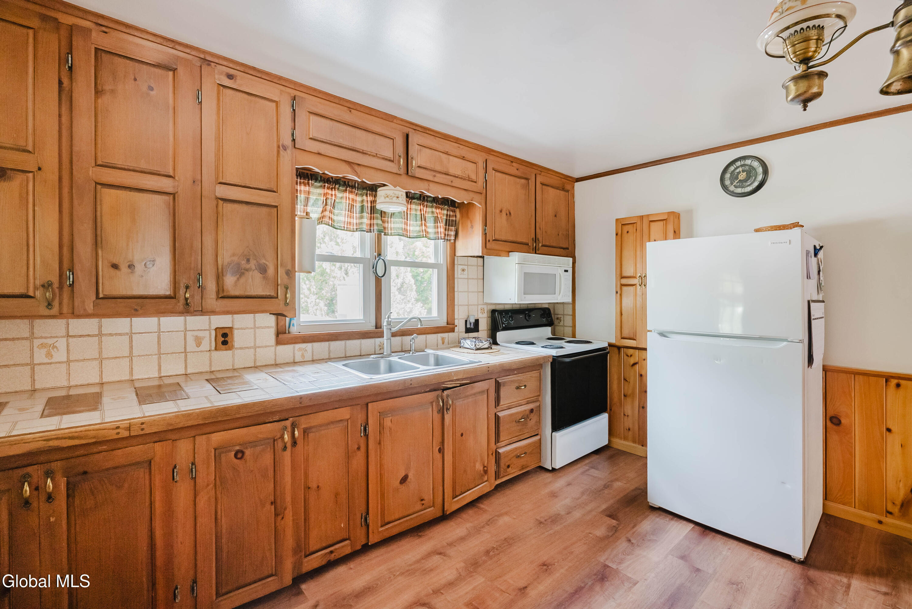 69 Worth Road Wilton, NY 12831 - Photo 9 of 75 8
