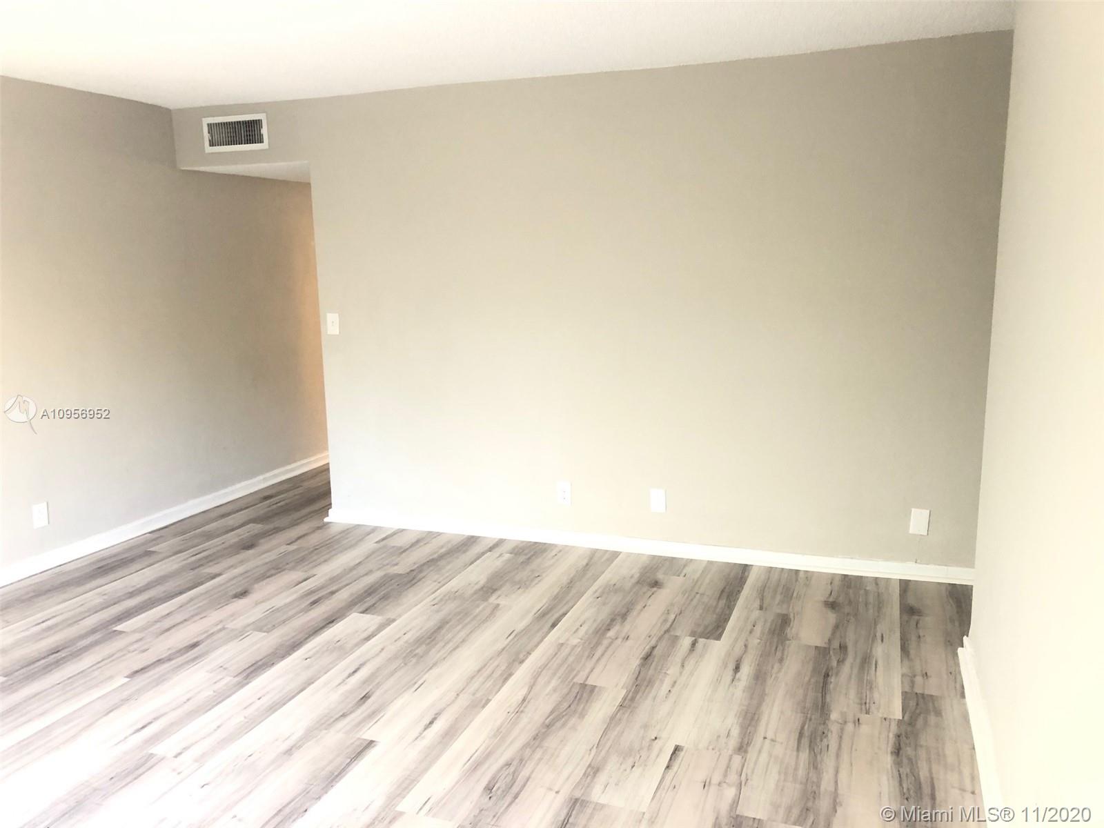 1601 Bay Road, Unit 7 Miami Beach, FL 33139 - Photo 16 of 20