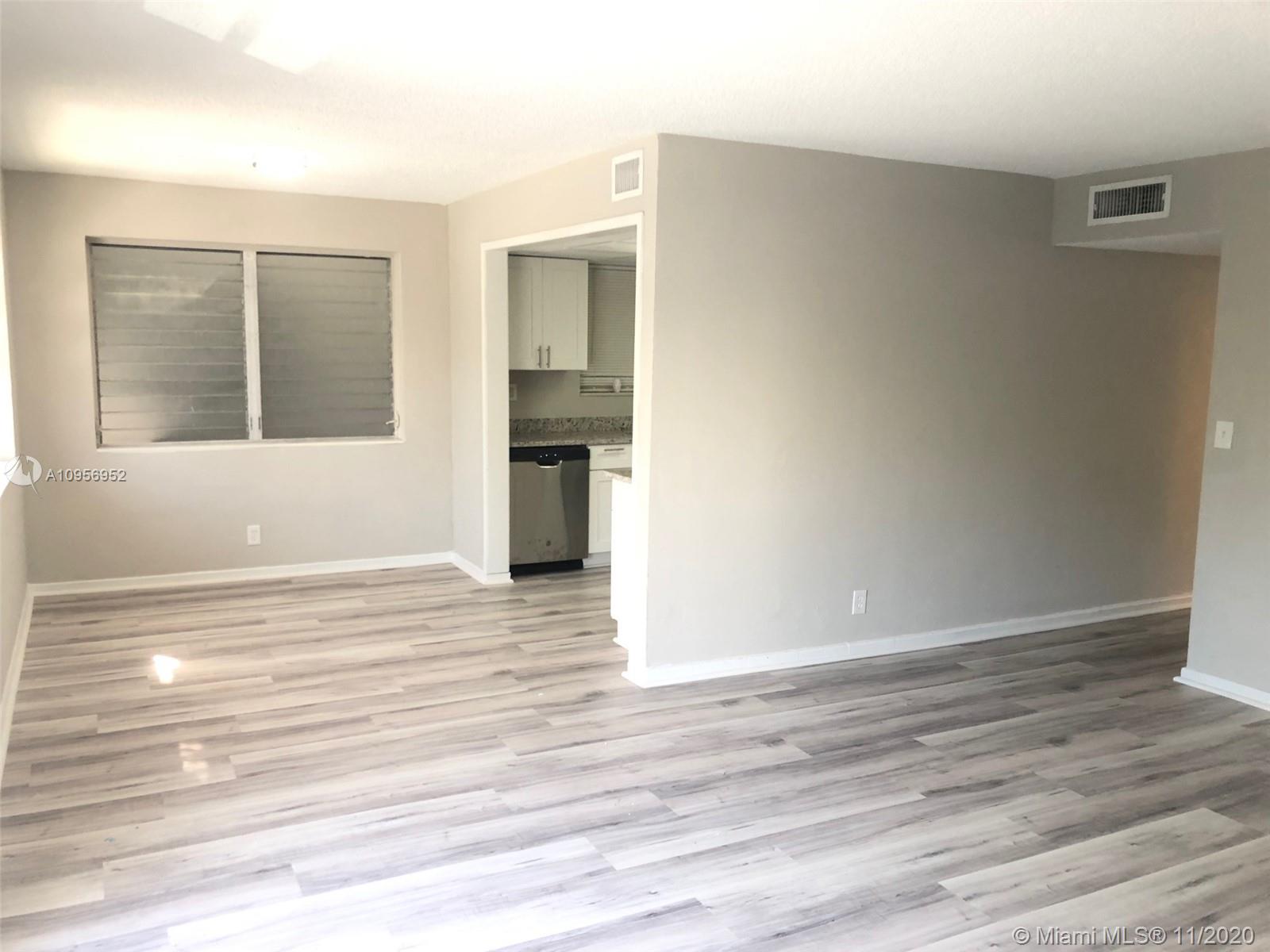 1601 Bay Road, Unit 7 Miami Beach, FL 33139 - Photo 3 of 20