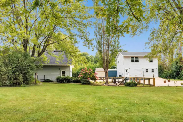 $349,900 | W350 County Rd H, Fremont, WI 54940