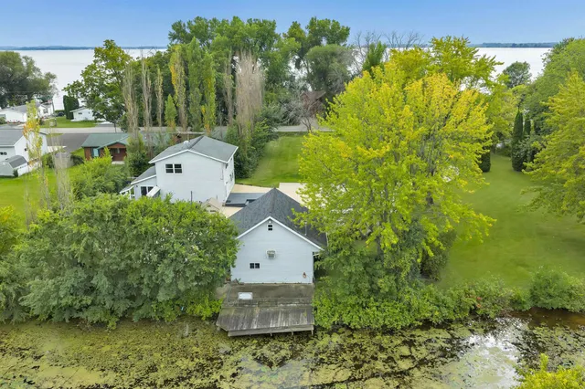 $349,900 | W350 County Rd H, Fremont, WI 54940