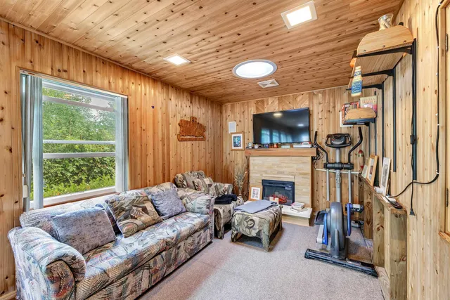 $349,900 | W350 County Rd H, Fremont, WI 54940