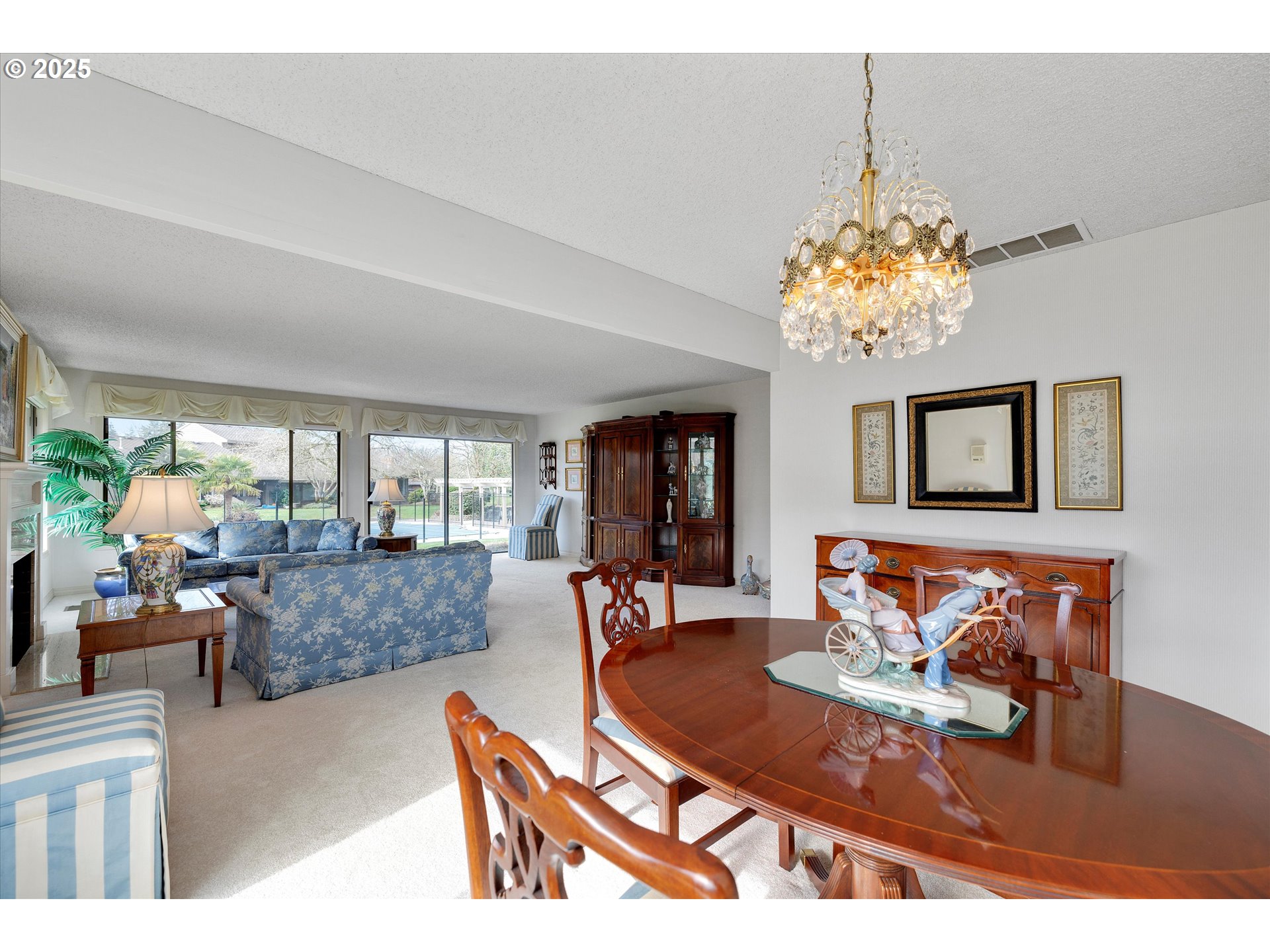 32645 Southwest Lake Point Court Wilsonville, OR 97070 - Photo 11 of 34