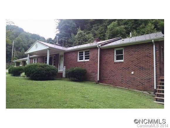 840 Doug Cove Road Marshall, NC 28753 - Photo 2 of 10 Gallery Image 2